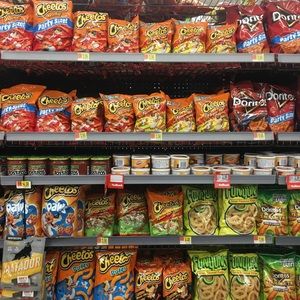 Meet your Posher, Esh